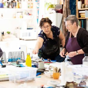 Printmaking workshops with Kim Herringe, Maleny. Linocut workshop